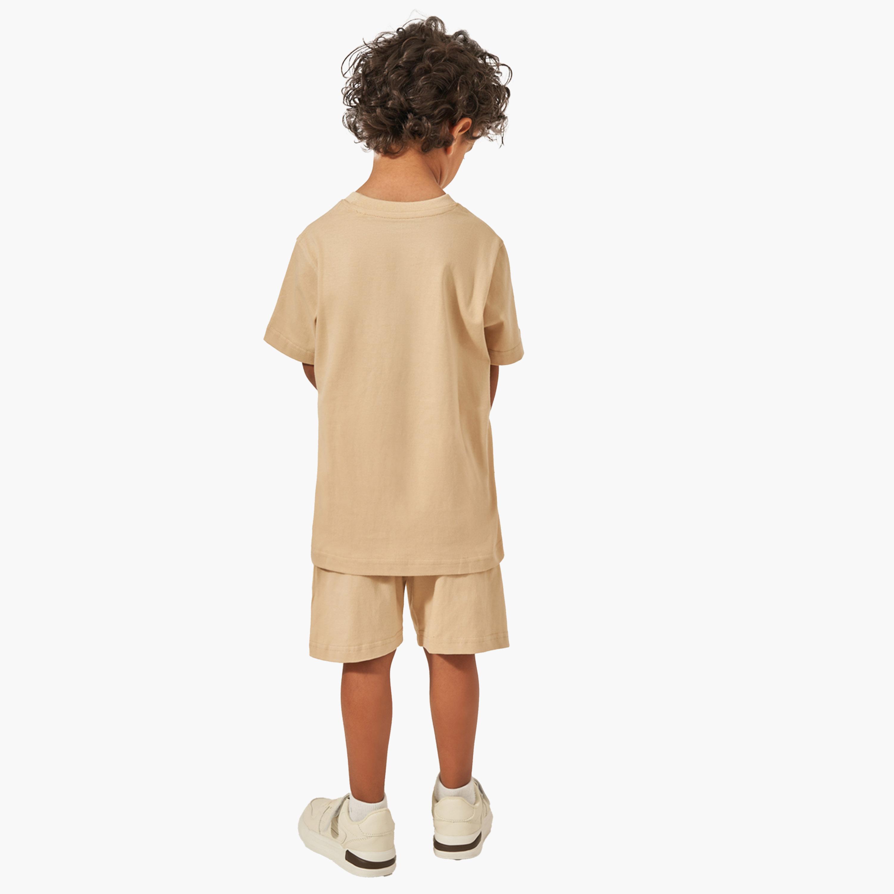 ستايلي - طقم تي شيرت سادة برقبة دائرية مع شورت-boys-clothing-setsandcoords-image-5
