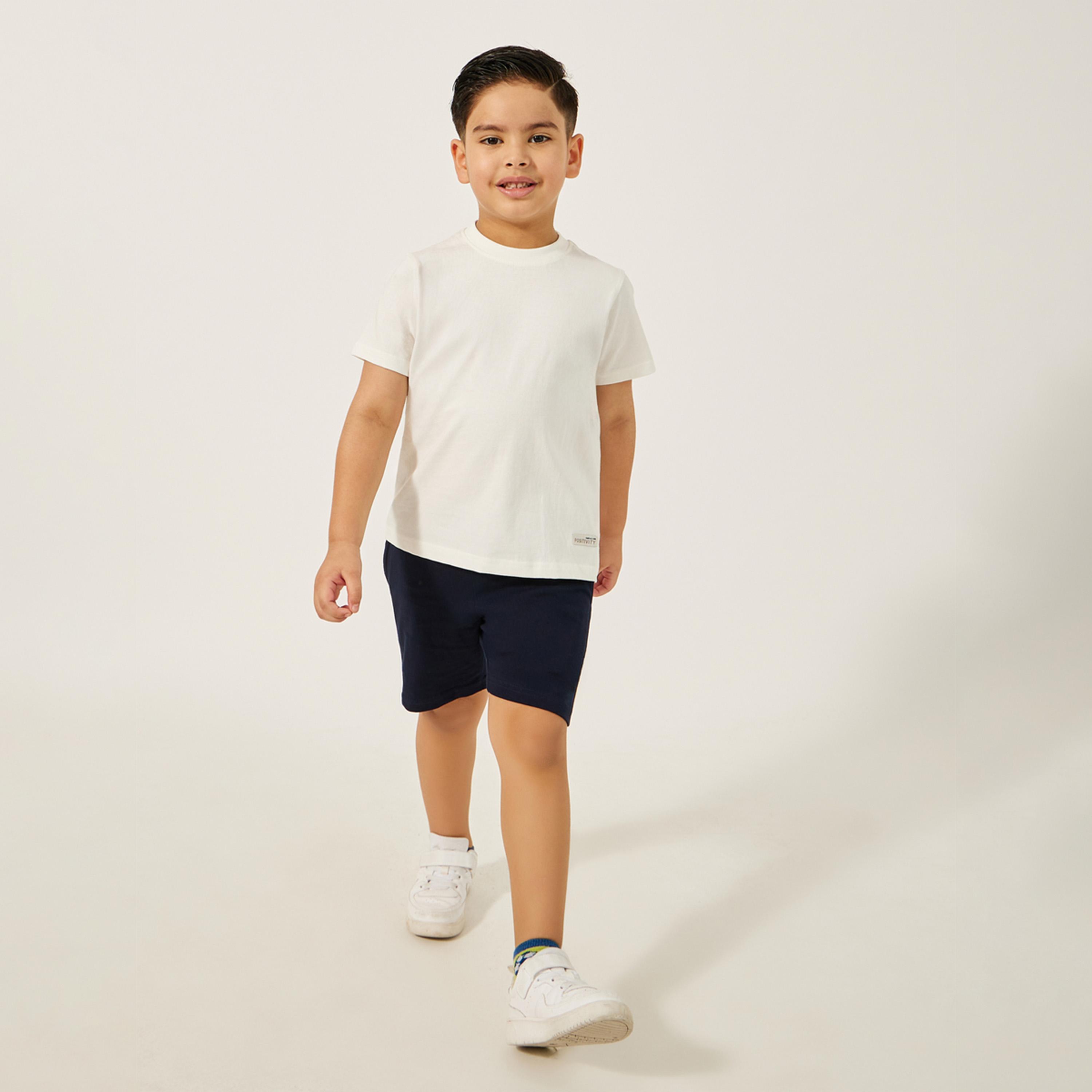 ستايلي - طقم تي شيرت سادة برقبة دائرية مع شورت-boys-clothing-setsandcoords-image-11