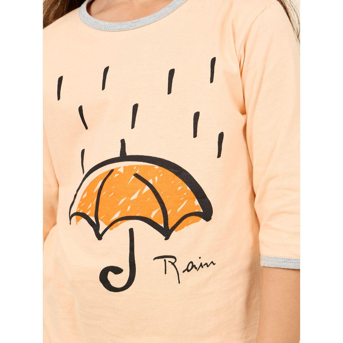 طقم من بنطال بيجاما وتيشيرت بطبعة جرافيك-girls-clothing-nightwear-image-3
