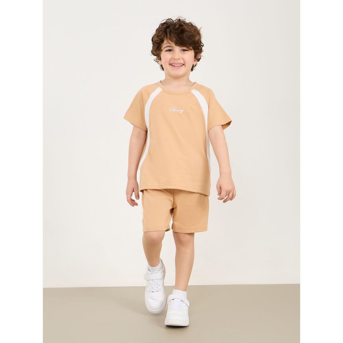 Styli Contrast Fancy Embroidered Raglan Sleeves T-Shirt & Short Set-boys-clothing-setsandcoords-image-1