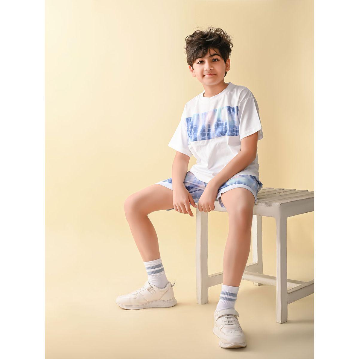 مجموعة من شورت وتيشيرت بطبعة تاي داي ليل بيكس × ستايلي-boys-clothing-setsandcoords-image-3