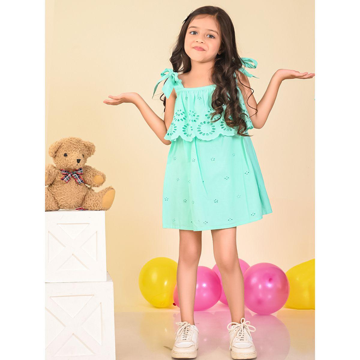 فستان مزين بفتحات صغيرة واكمام باربطة ليل بيكس × ستايلي-girls-clothing-dressesandjumpsuits-image-1