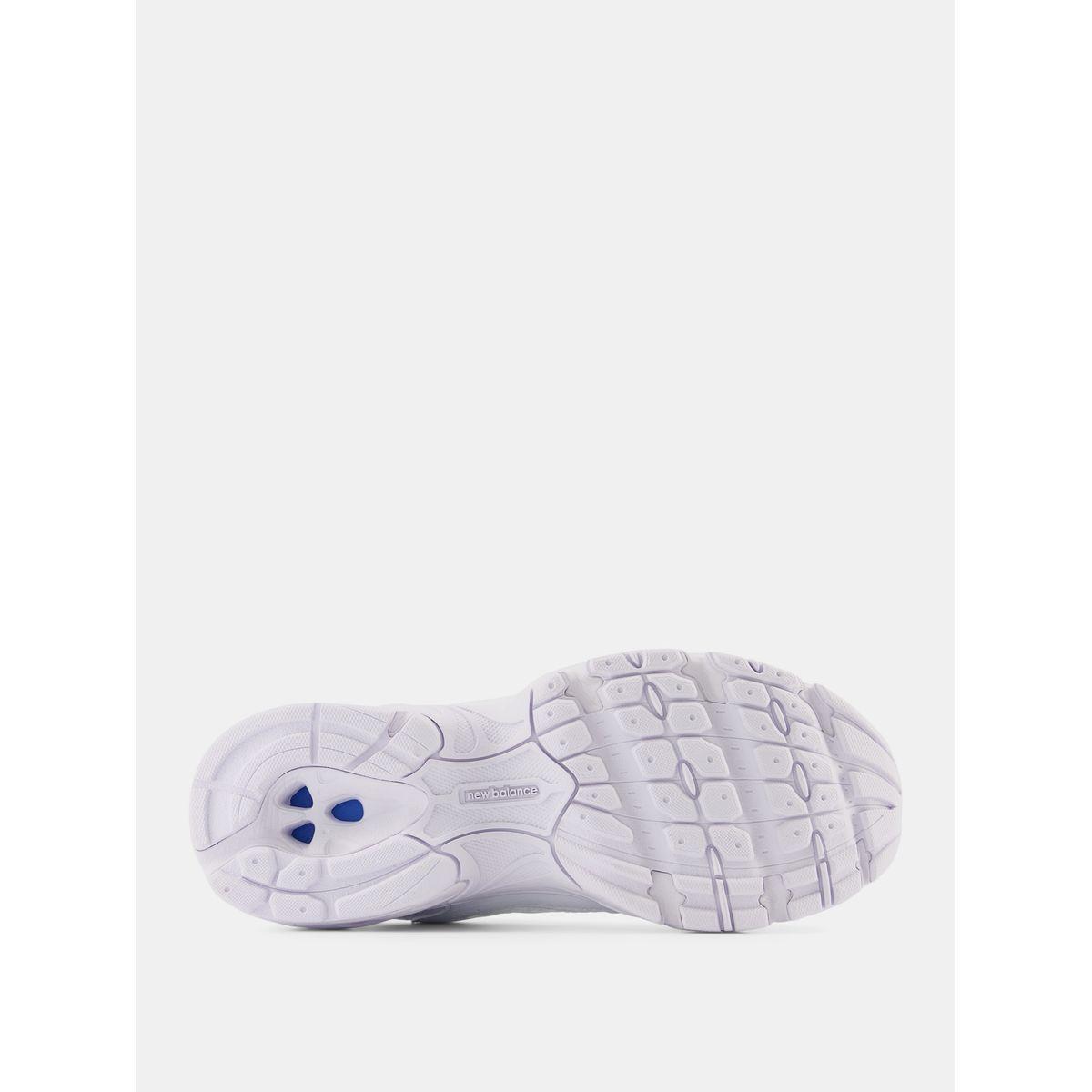 حذاء سنيكرز شانكي بتفاصيل بارزة الملمس-boys-shoes-sneakers-image-6