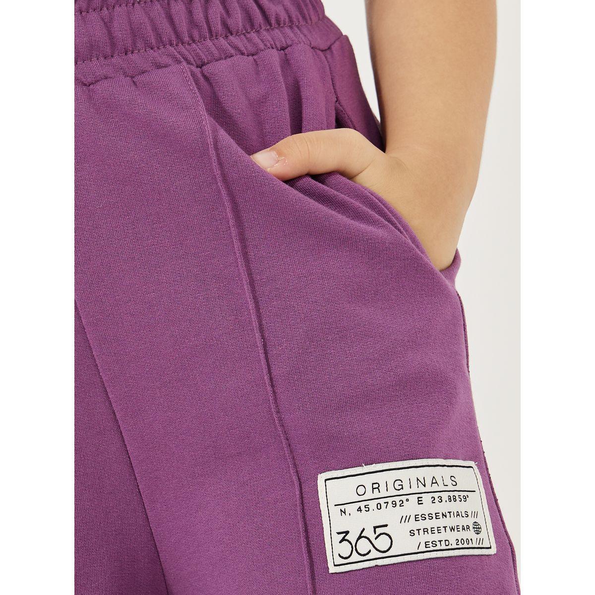 Styli Elevate Patch Detail Relaxed Fit Joggers-girls-clothing-bottoms-joggersandtrackpants-image-3