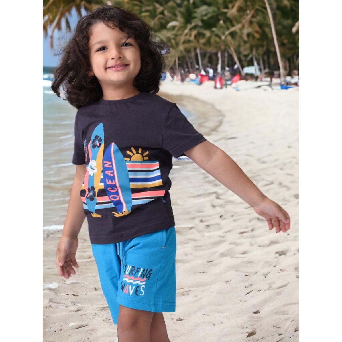 مجموعة من شورت وتيشيرت بطبعة جرافيك فيكتور آند جين × ستايلي-boys-clothing-setsandcoords-image-2