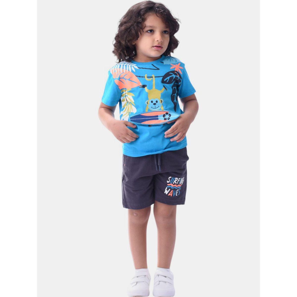 مجموعة من شورت وتيشيرت بطبعة جرافيك فيكتور آند جين × ستايلي-boys-clothing-setsandcoords-image-4