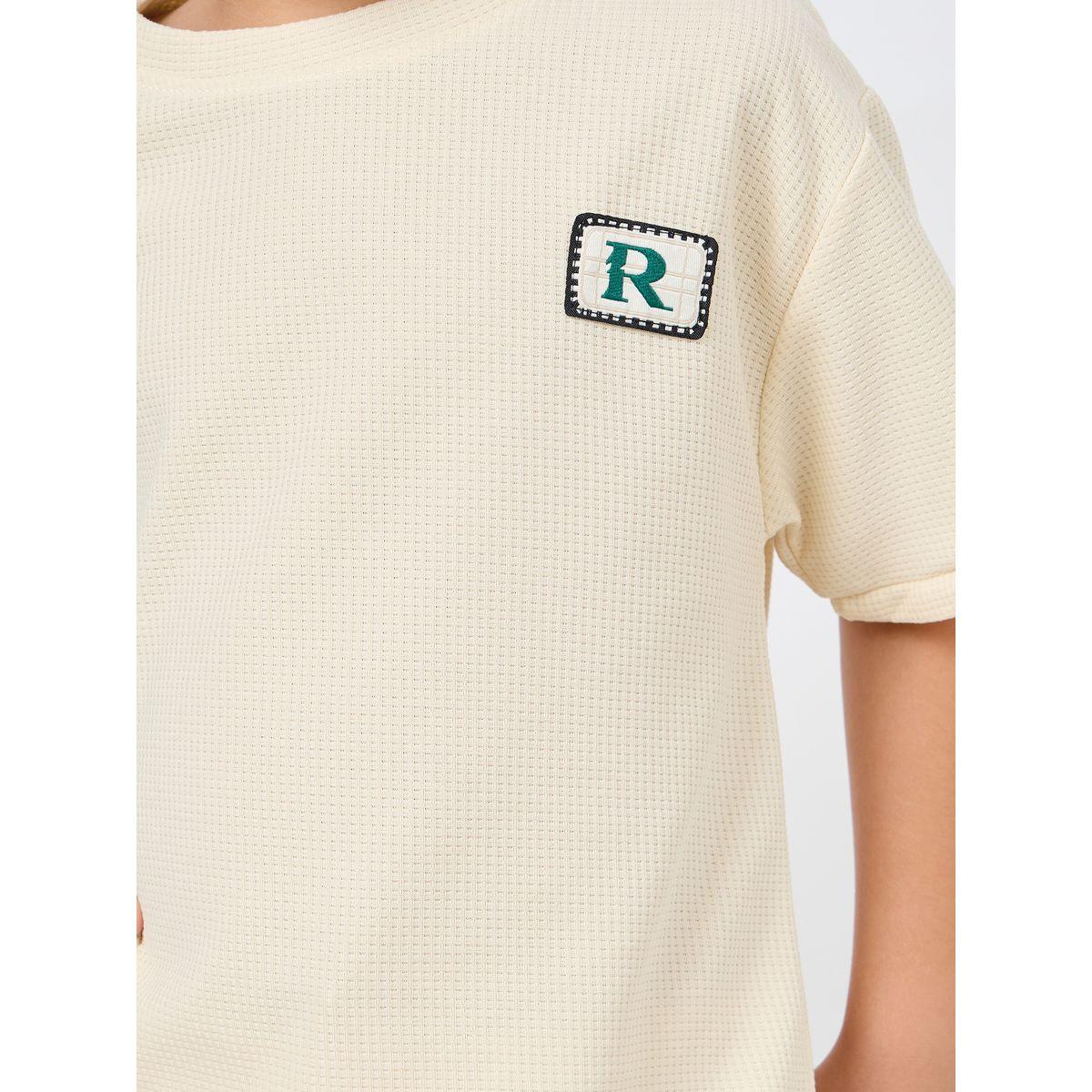 مجموعة من شورت وتيشيرت فضفاض بنمط وافل-boys-clothing-setsandcoords-image-3
