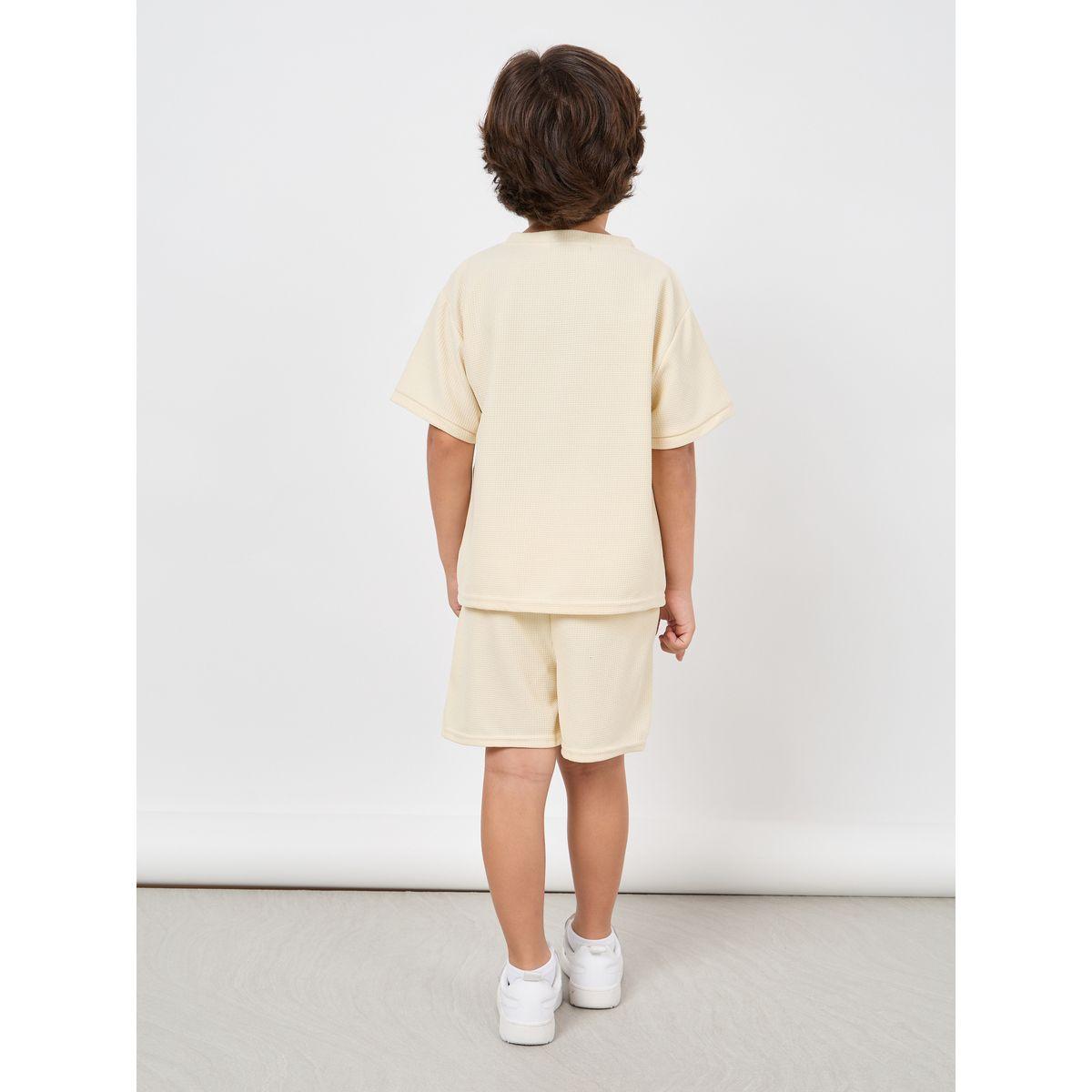 مجموعة من شورت وتيشيرت فضفاض بنمط وافل-boys-clothing-setsandcoords-image-4