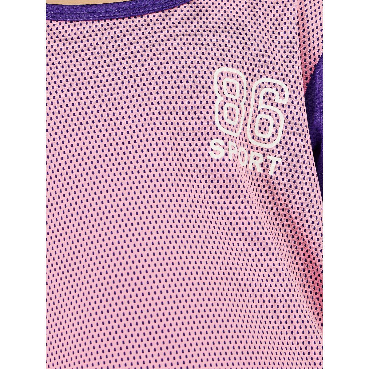 مجموعة من شورت وتيشيرت بتقنية كويك دراي-sports-girls-clothing-sets-image-3