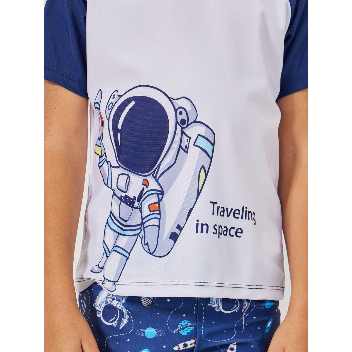 طقم من 3 - تيشيرت بطبعة جرافيك مع شورت وكاب سباحة-boys-clothing-sportswear-sets-image-4
