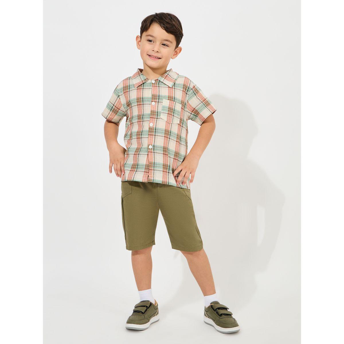 قميص مطبع بمربعات مع جيب مُرقع-boys-clothing-shirts-image-2