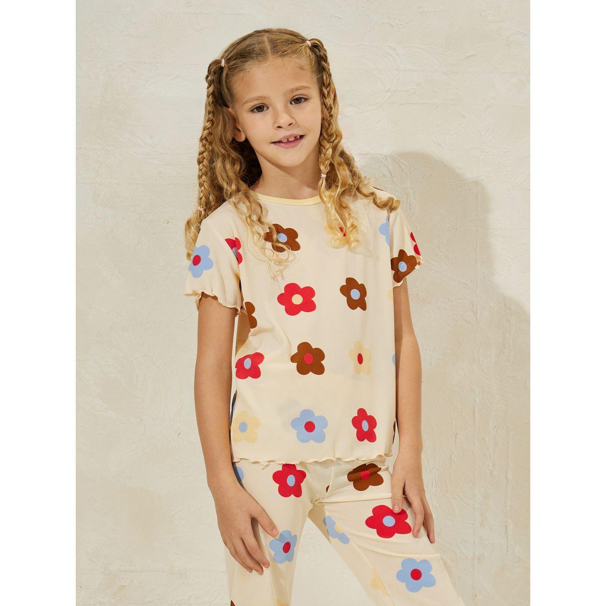 مجموعة من شورت مع تيشيرت بطبعة زهور-girls-clothing-nightwear-image-2