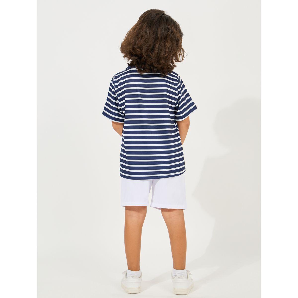 مجموعة من شورت مطبع بشعار مع تيشيرت مخطط بياقة بولو-boys-clothing-setsandcoords-image-4