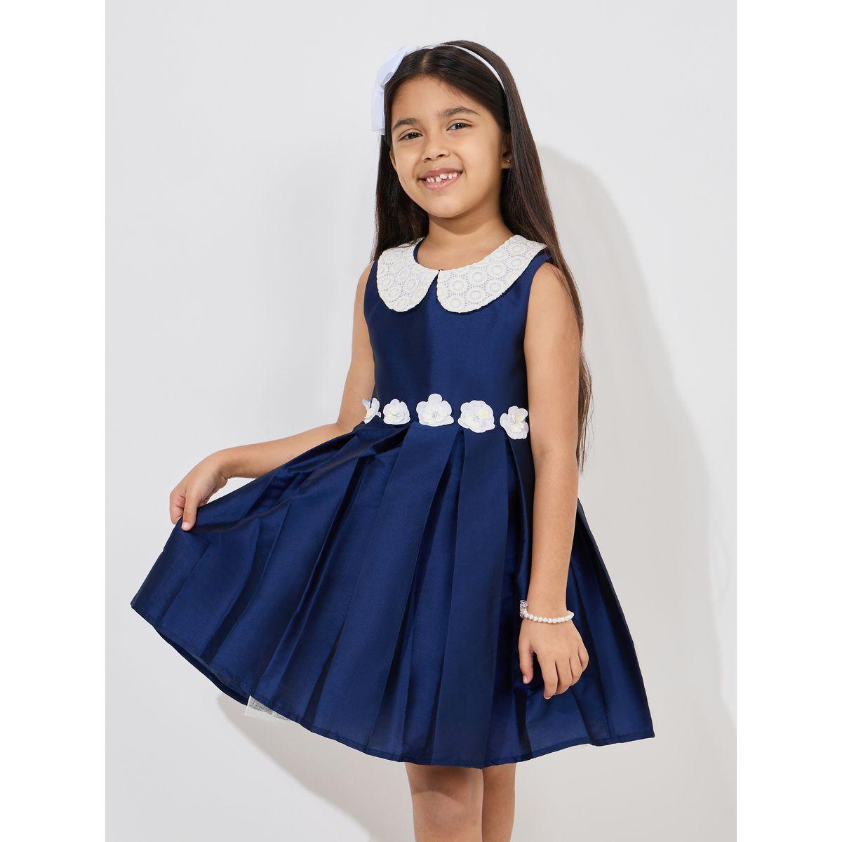 Styli Flower Applique Box Pleat Dress-girls-clothing-dressesandjumpsuits-image-2