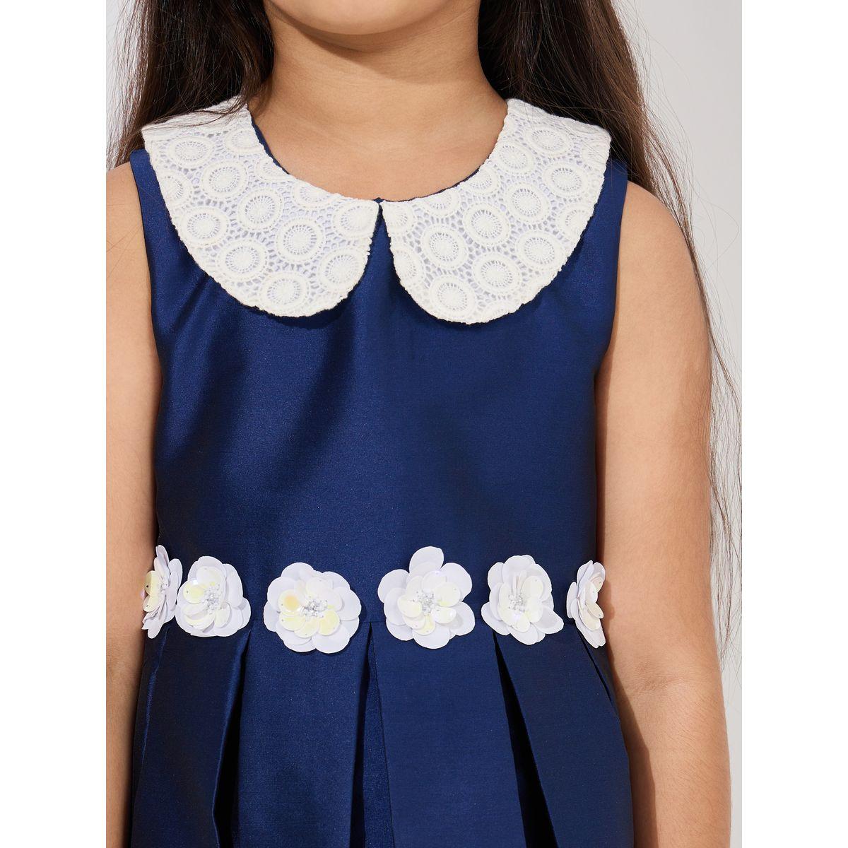 Styli Flower Applique Box Pleat Dress-girls-clothing-dressesandjumpsuits-image-3