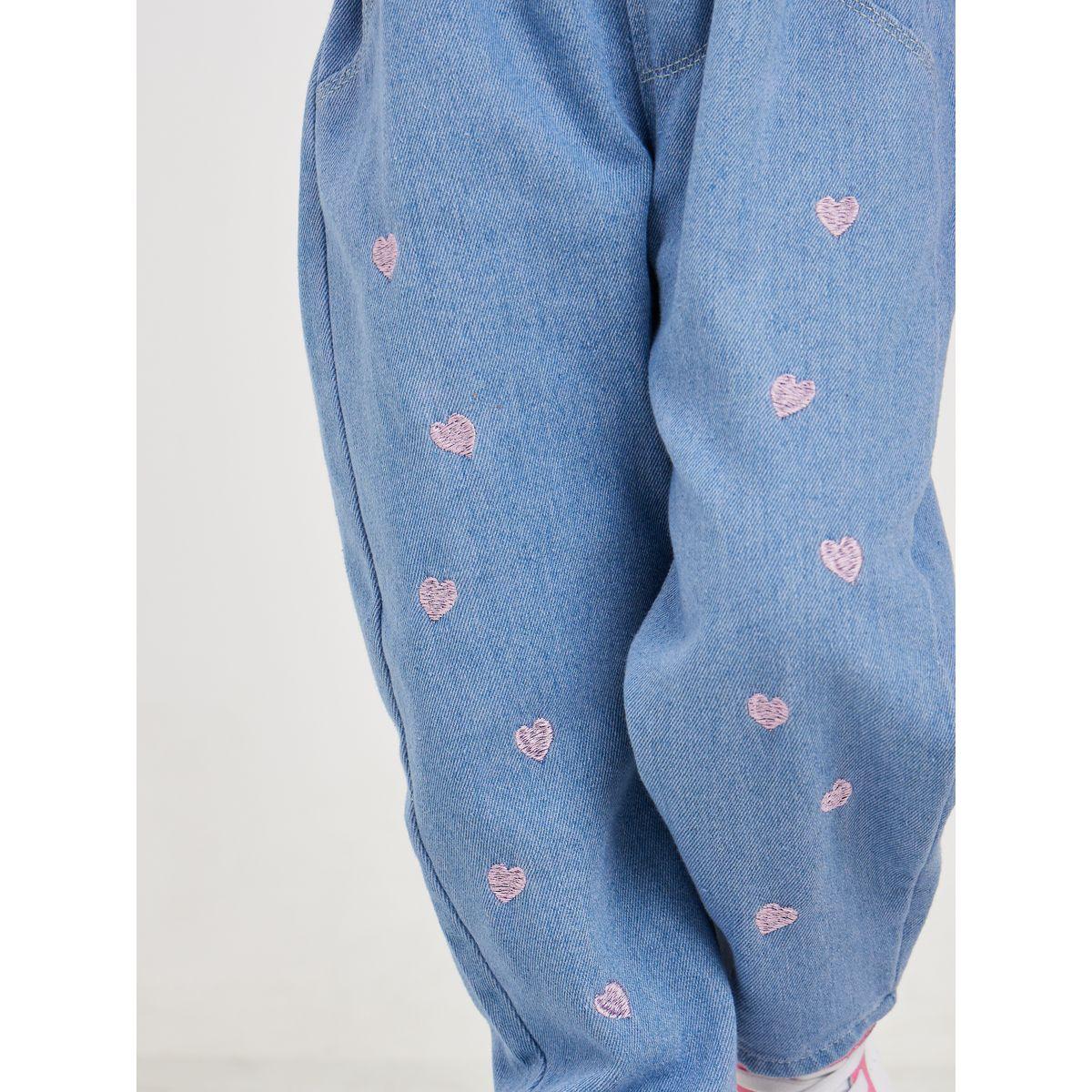 جينز باجي مُطرّز باشكال قلوب-girls-clothing-bottoms-jeansandjeggings-image-3