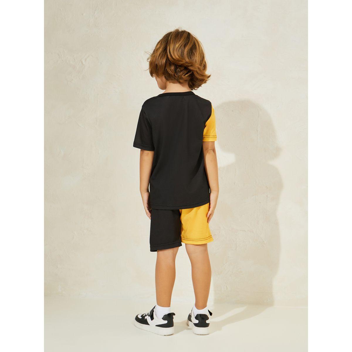 مجموعة من شورت وتيشيرت بنمط كتل الالوان-boys-clothing-setsandcoords-image-4