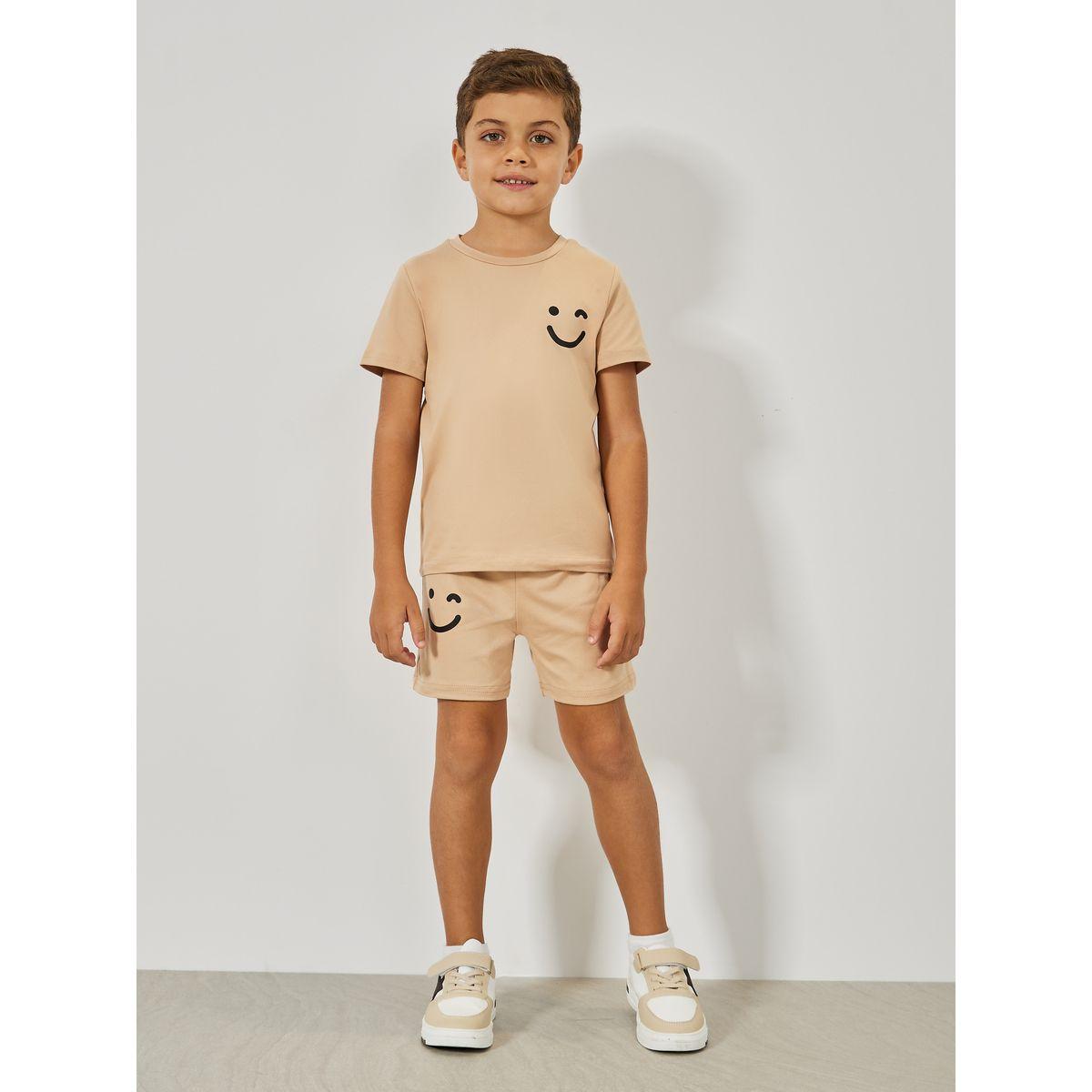 مجموعة من شورت وتيشيرت بطبعة سمايل-boys-clothing-setsandcoords-image-1