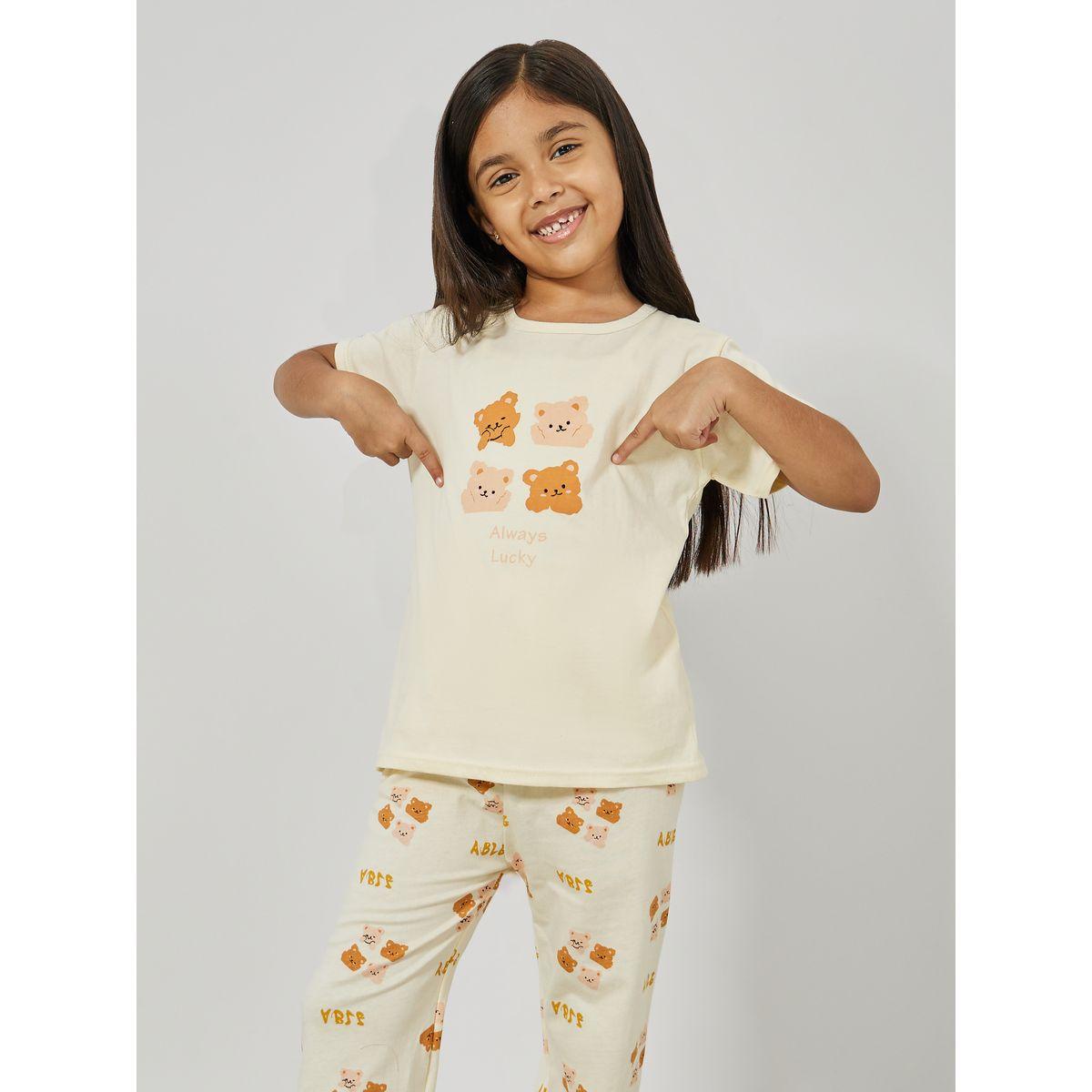 طقم من بنطال بيجاما مع تيشيرت بطبعة جرافيك-girls-clothing-nightwear-image-2