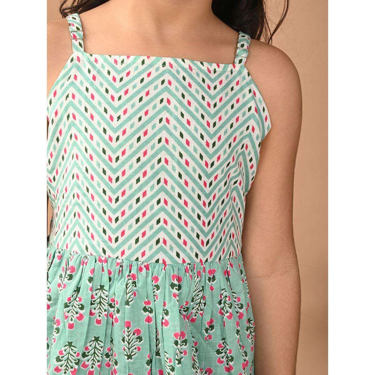 فستان مطبع بطبعة زهور وحمالات ليل بيكس × ستايلي-girls-clothing-dressesandjumpsuits-image-2