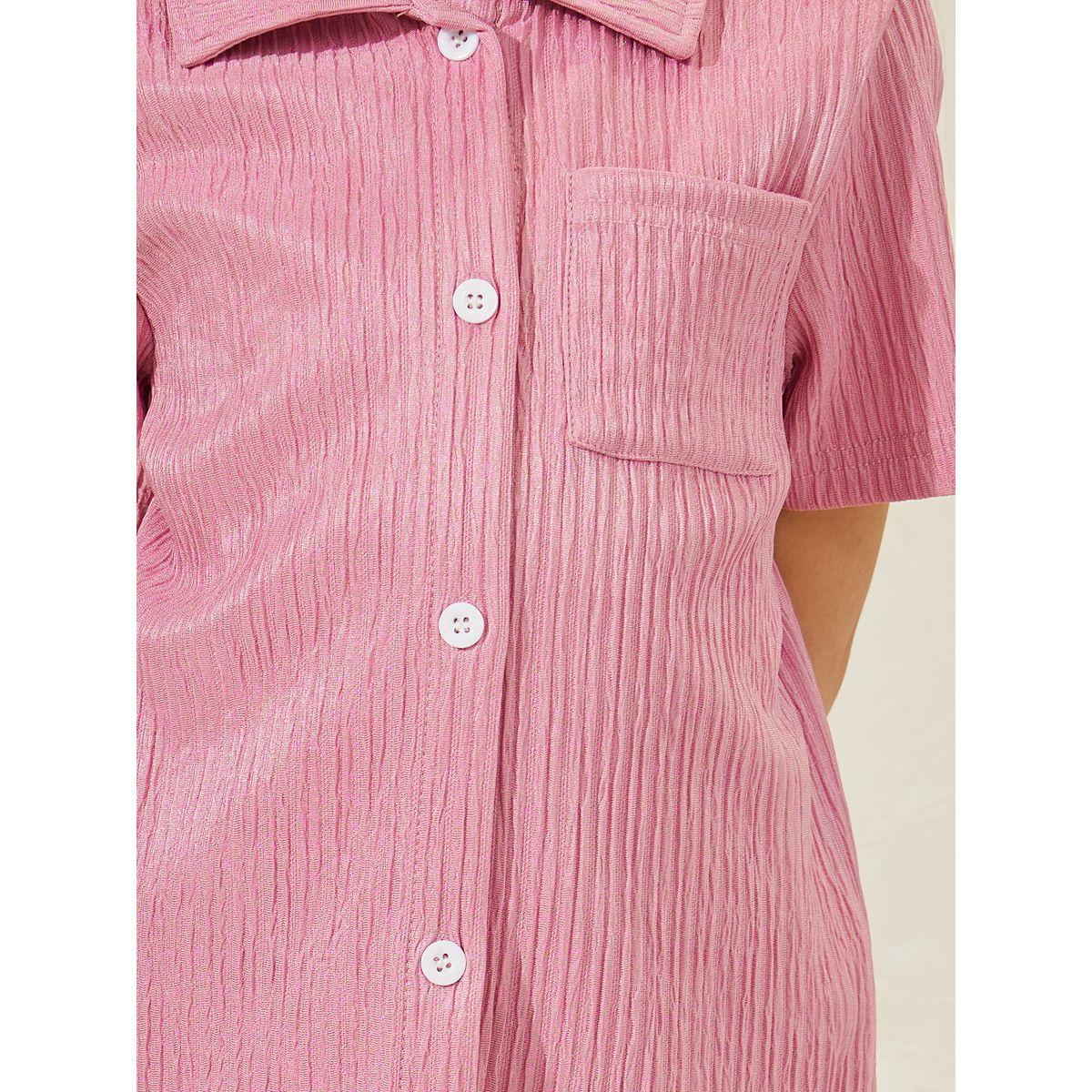 مجموعة من شورت وبلوزة بتفاصيل بارزة الملمس-girls-clothing-setsandcoords-image-3