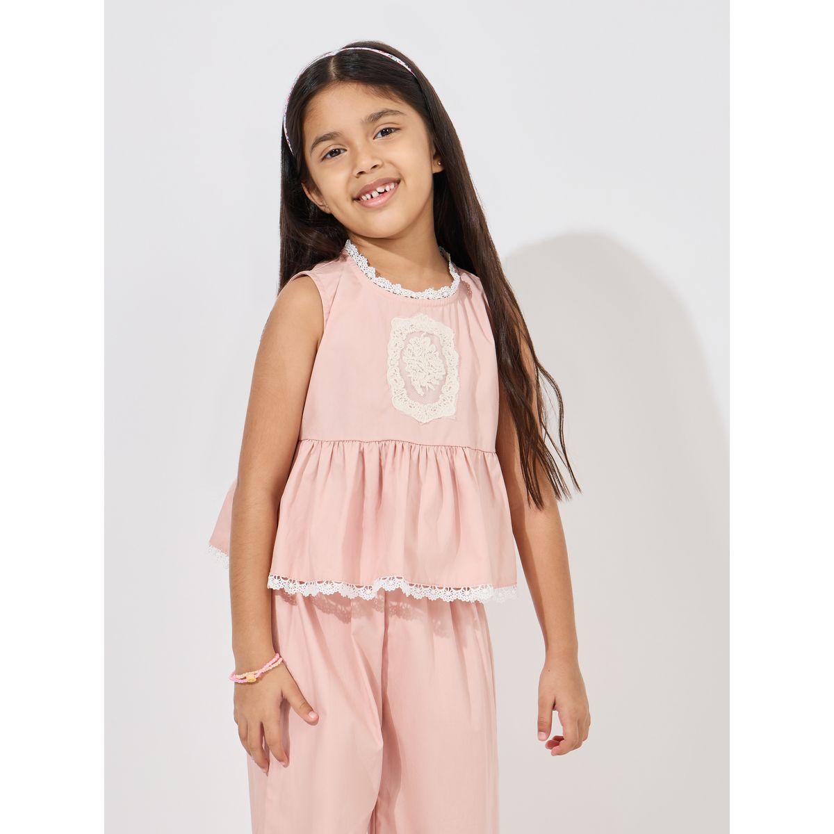 مجموعة من بنطال مع بلوزة بلا اكمام بتفاصيل مُطرّزة-girls-clothing-setsandcoords-image-2
