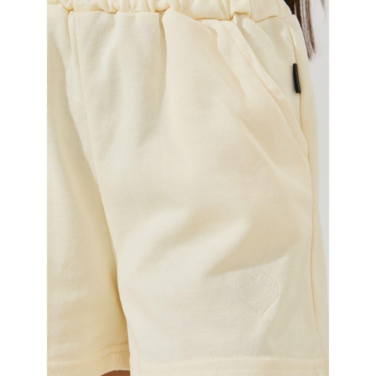 شورت بخصر مطاطي مع قلب بتفاصيل مُطرّزة-girls-clothing-bottoms-shorts-image-3