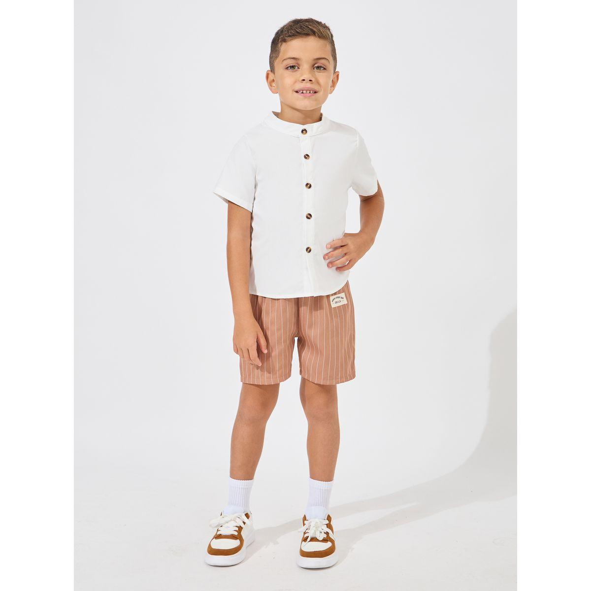 مجموعة من شورت مخطط مع بلوزة بياقة ماندارين-boys-clothing-setsandcoords-image-1