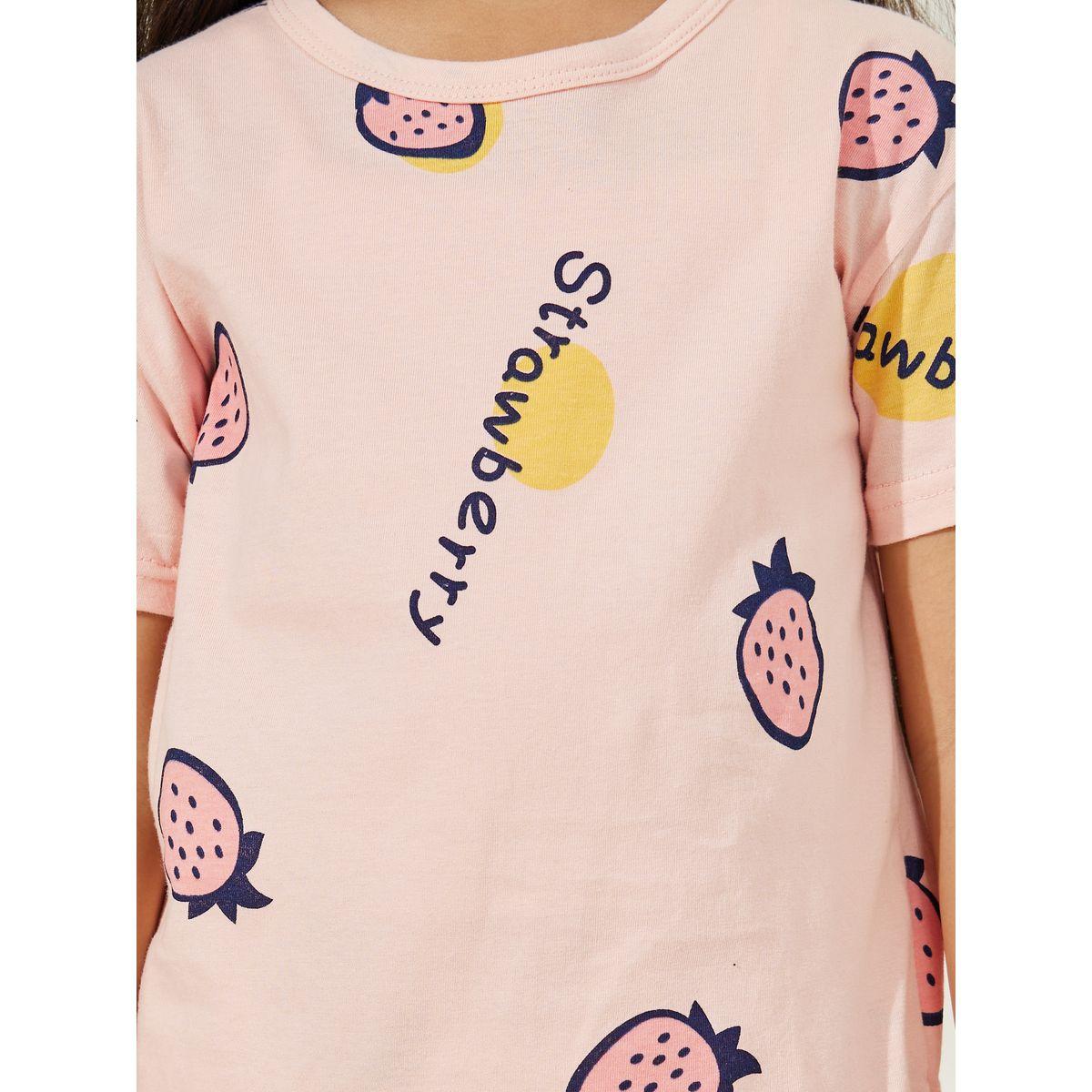 طقم بيجاما من شورت وتيشيرت بطبعة فراولة-girls-clothing-nightwear-image-3