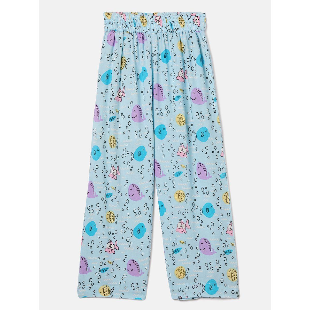 طقم من بنطال بيجاما مع بلوزة بطبعة جرافيك ستايلو بَج × ستايلي-girls-clothing-nightwear-image-4