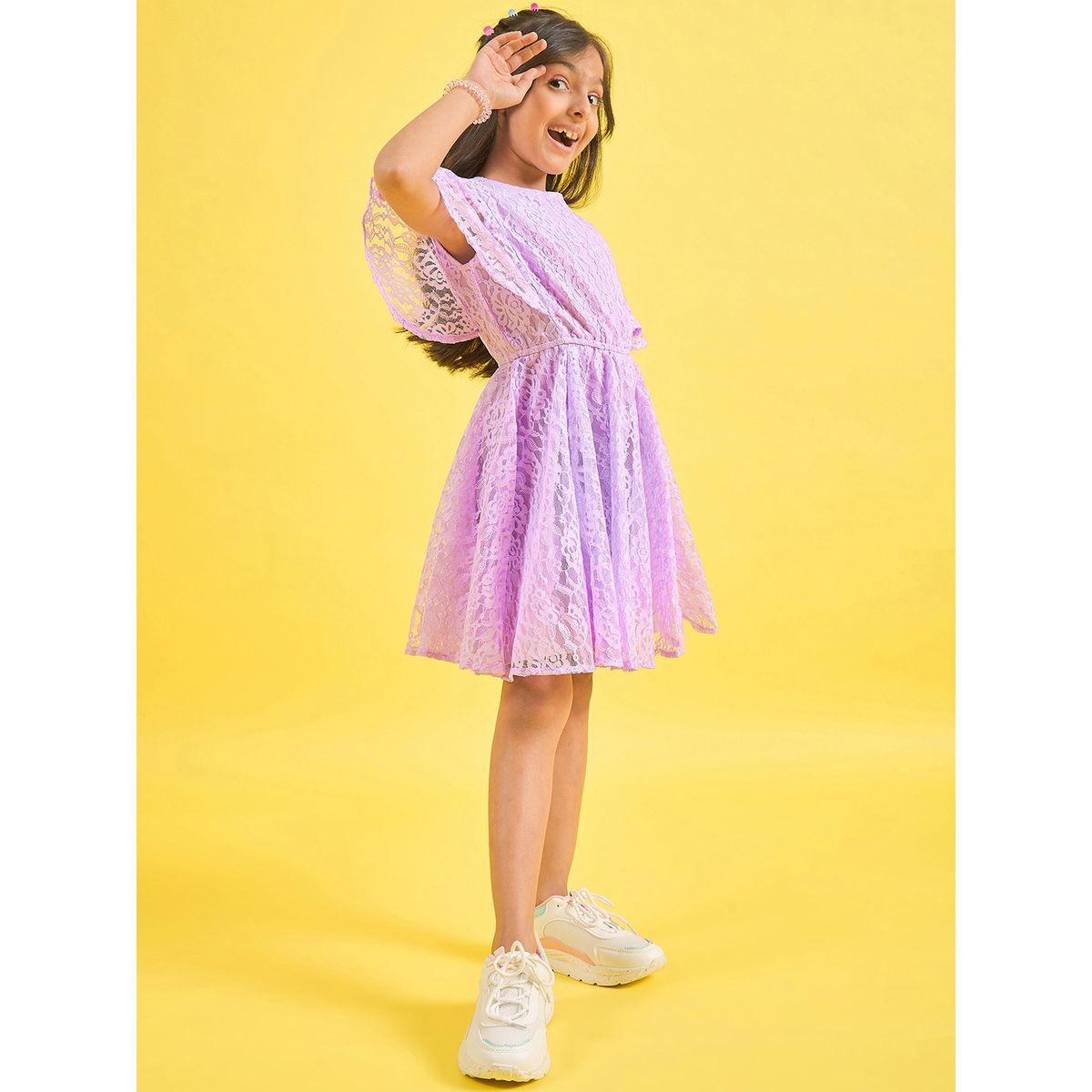 فستان بياقة دائرية بتفاصيل دانتيل ستايلو بَج × ستايلي-girls-clothing-dressesandjumpsuits-image-4
