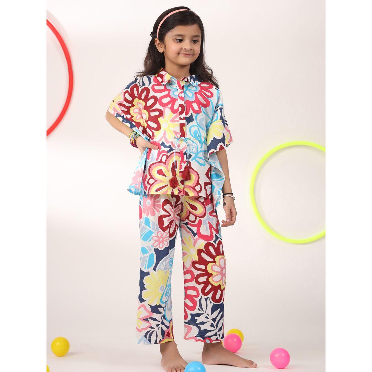 طقم من بنطال بيحاما مع بلوزة بطبعة زهور سانسكريتي هومز × ستايلي-girls-clothing-nightwear-image-2