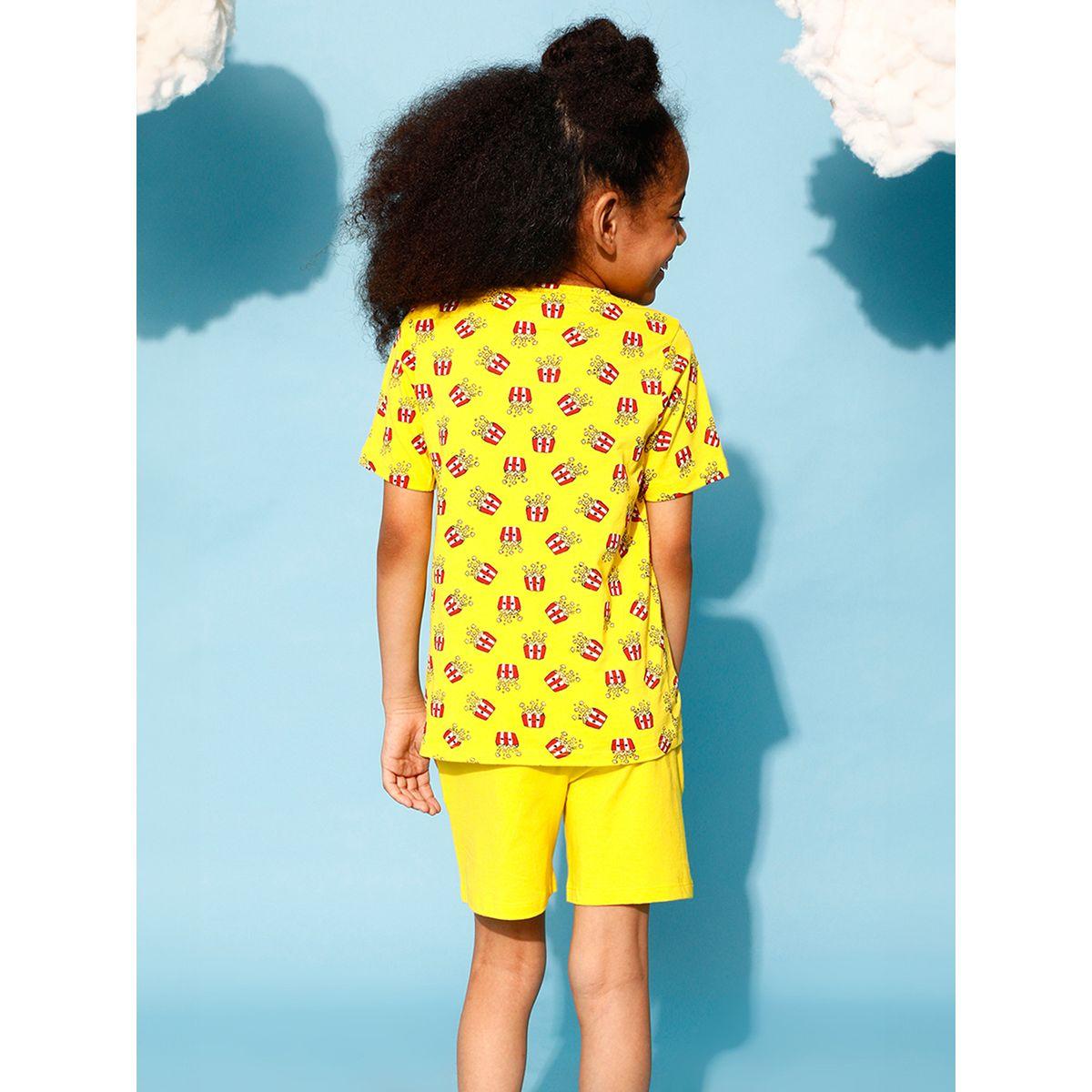 مجموعة من شورت وتيشيرت بطبعة جرافيك كلوفيا كَبس × ستايلي-girls-clothing-nightwear-image-5