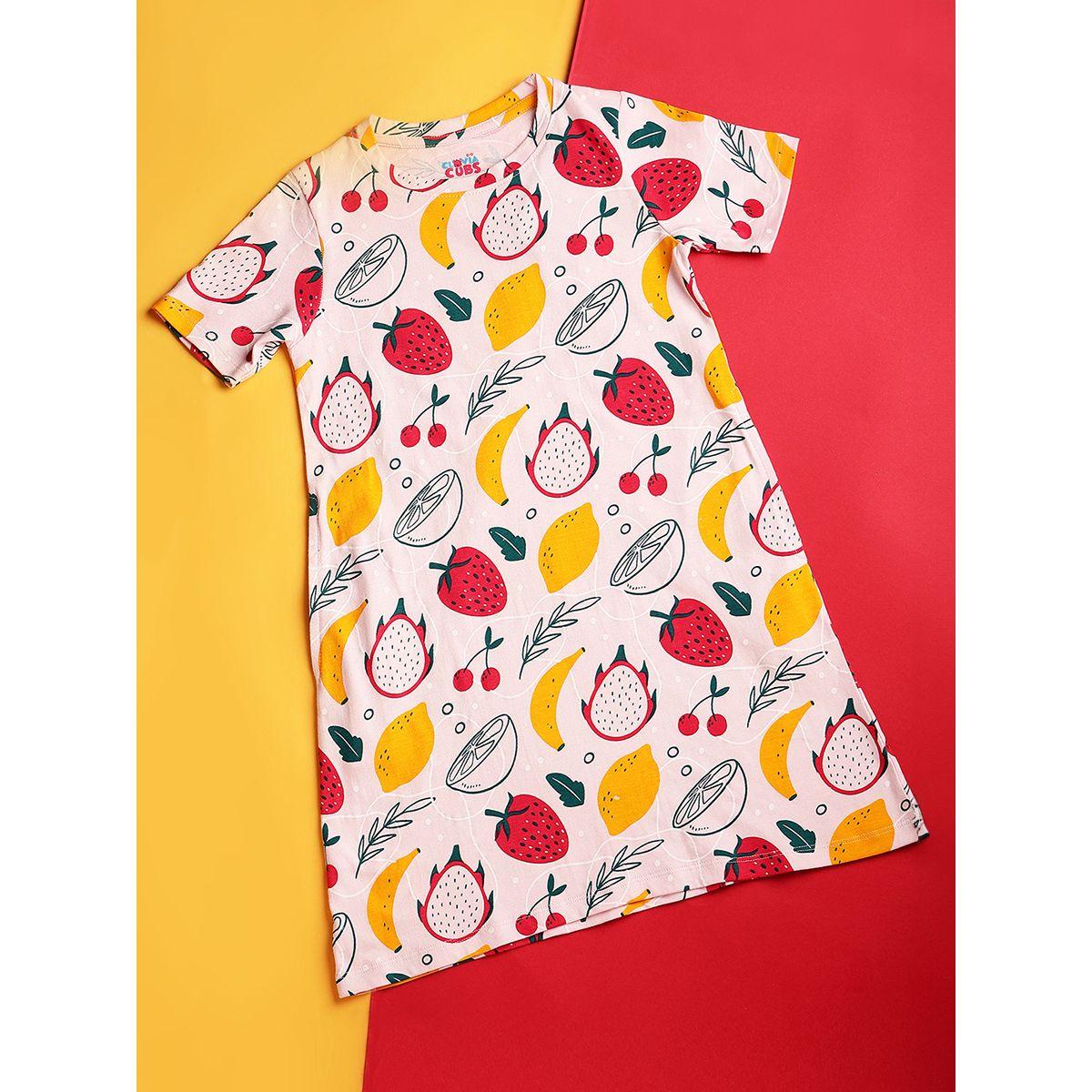 فستان نوم بطبعة فواكه وياقة دائرية كلوفيا كَبس × ستايلي-girls-clothing-nightwear-image-1