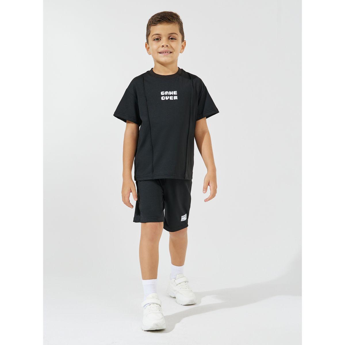 مجموعة من شورت وتيشيرت فضفاض بطبعة كتابة-boys-clothing-setsandcoords-image-1