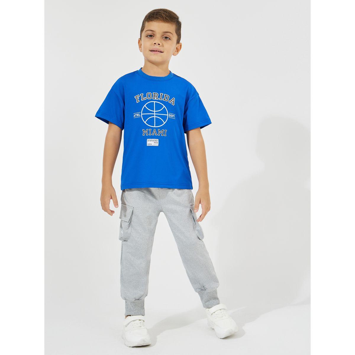 مجموعة من جوغر كارجو وتيشيرت فضفاض بطبعة جرافيك-boys-clothing-setsandcoords-image-1