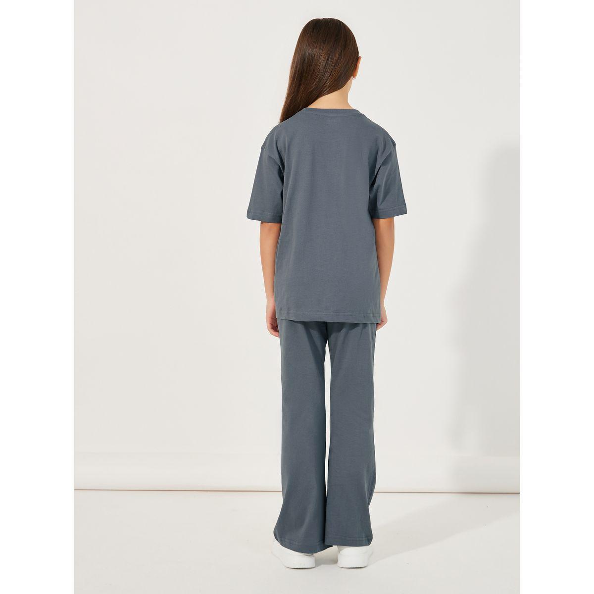Styli Oversized Round Neck T-Shirt & Flared Joggers Co-Ords Set-girls-clothing-setsandcoords-image-4