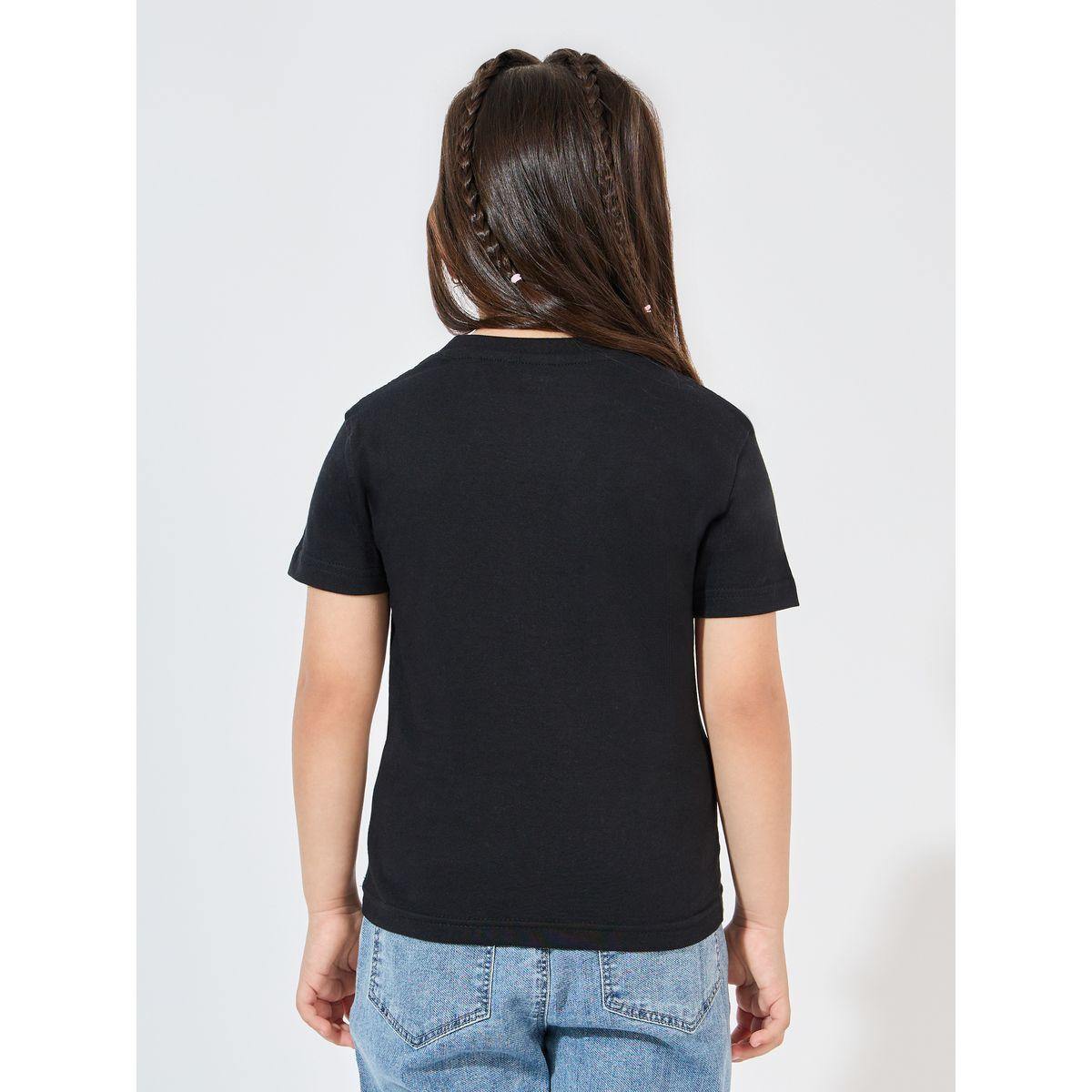 تيشيرت بتفاصيل مُطرّزة وياقة دائرية-girls-clothing-tshirts-image-4