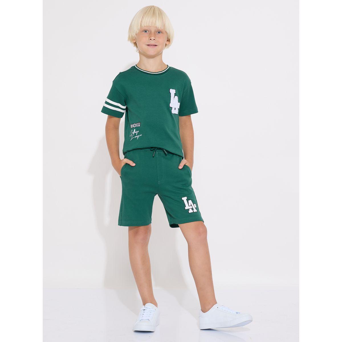مجموعة من شورت وتيشيرت بتفاصيل مُطرّزة فيكتور آند جين × ستايلي-boys-clothing-setsandcoords-image-2
