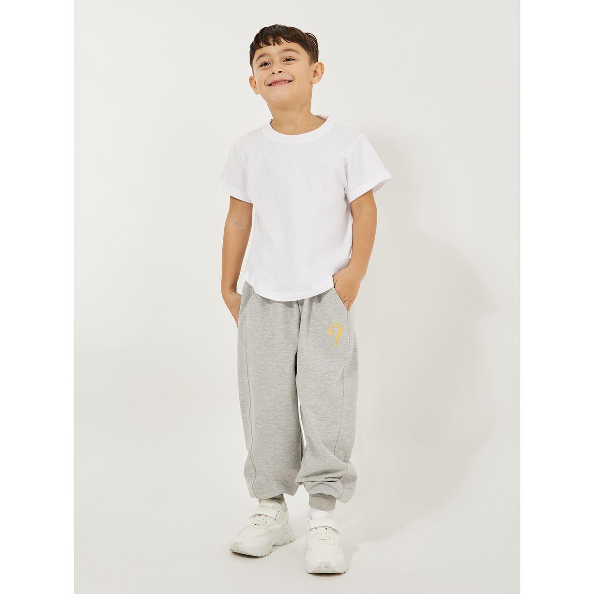 Styli Patch Slant Pocket Cotton Joggers-boys-clothing-bottoms-joggersandtrackpants-image-2