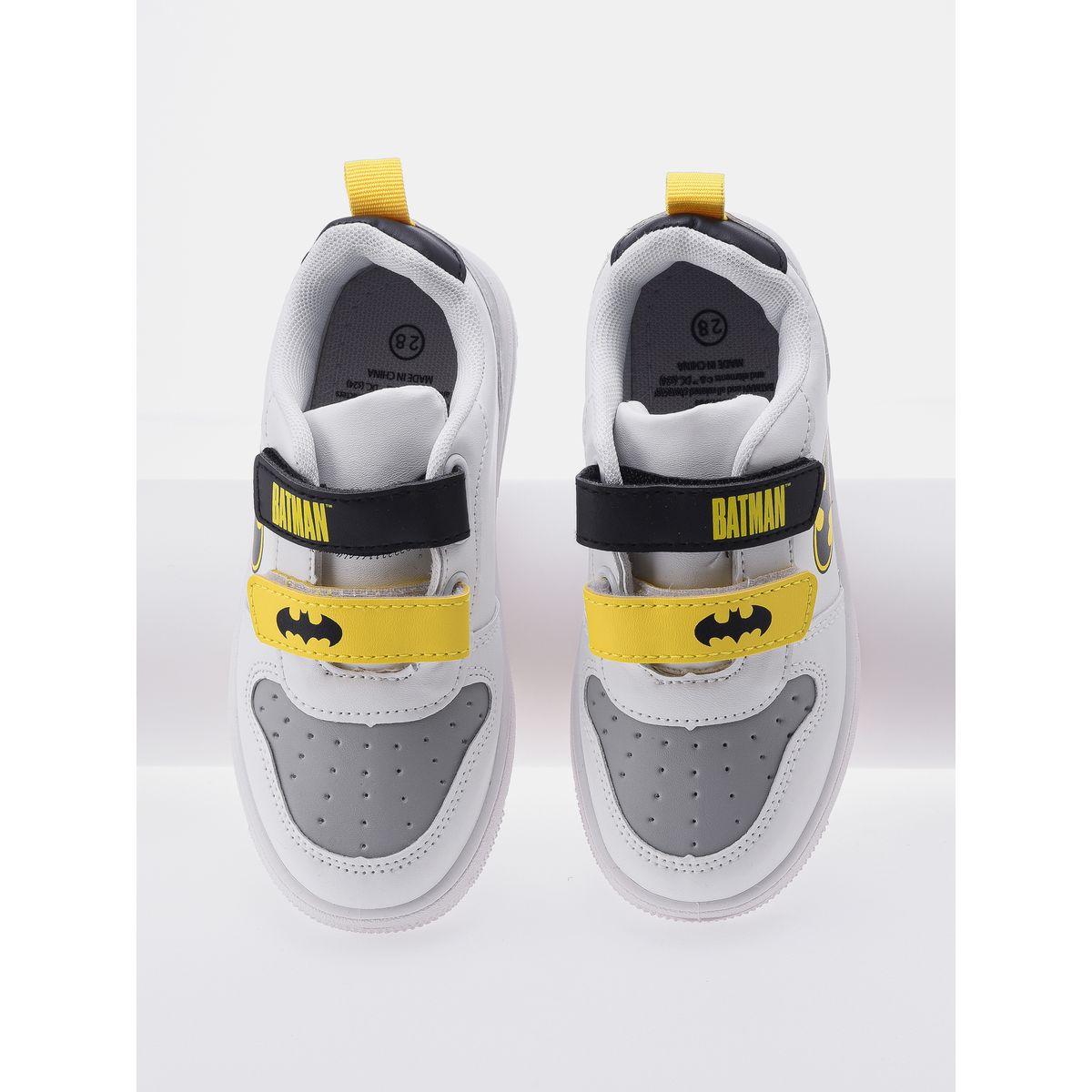 حذاء سنيكرز مطبع بطبعة باتمان أوربان هُول × ستايلي-boys-shoes-loafers-image-3