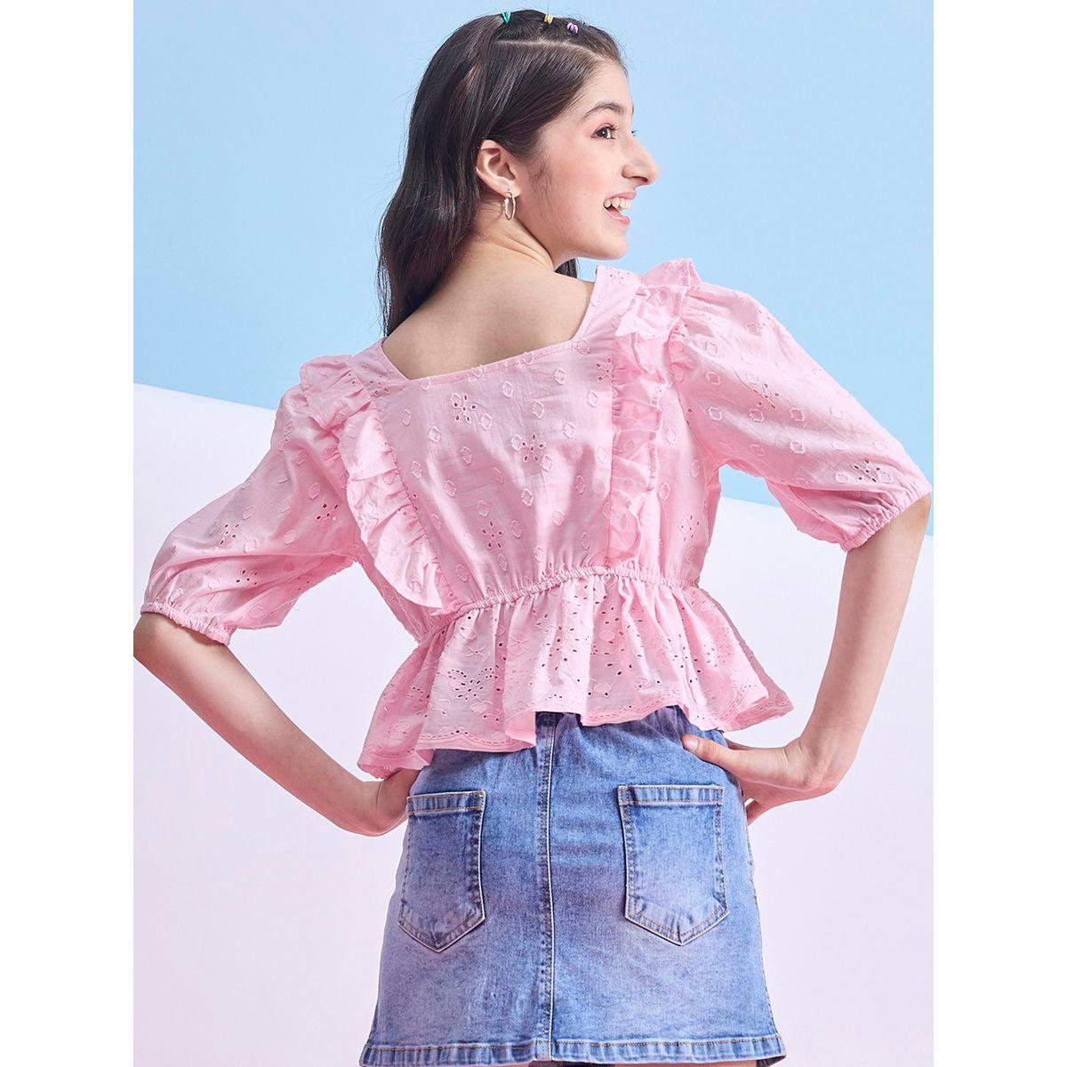 بلوزة بيبلوم بياقة مربعة وتفاصيل كشكش ستايلو بَج × ستايلي-girls-clothing-blousesandshirts-image-4