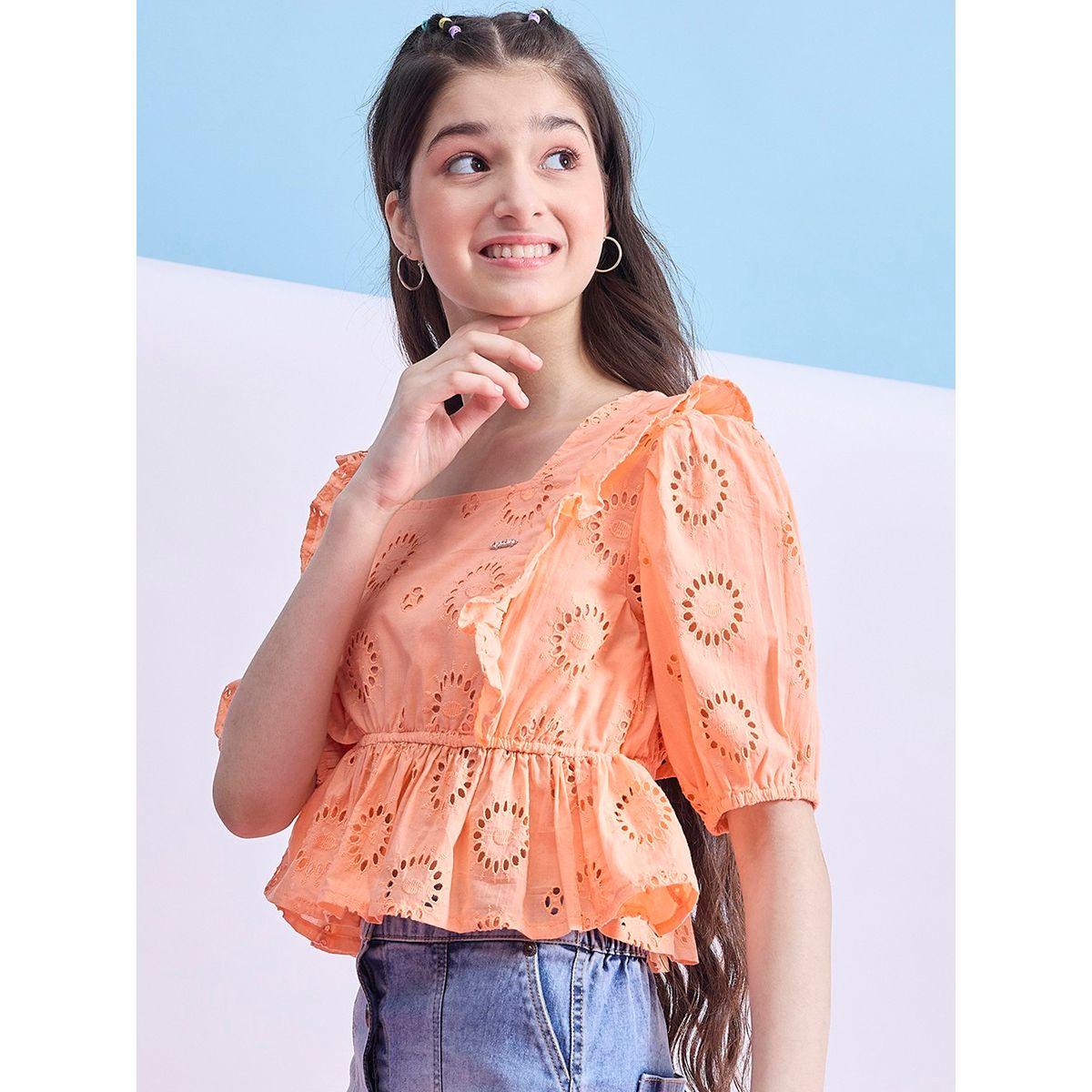 بلوزة بيبلوم بياقة مربعة وتفاصيل كشكش ستايلو بَج × ستايلي-girls-clothing-blousesandshirts-image-3