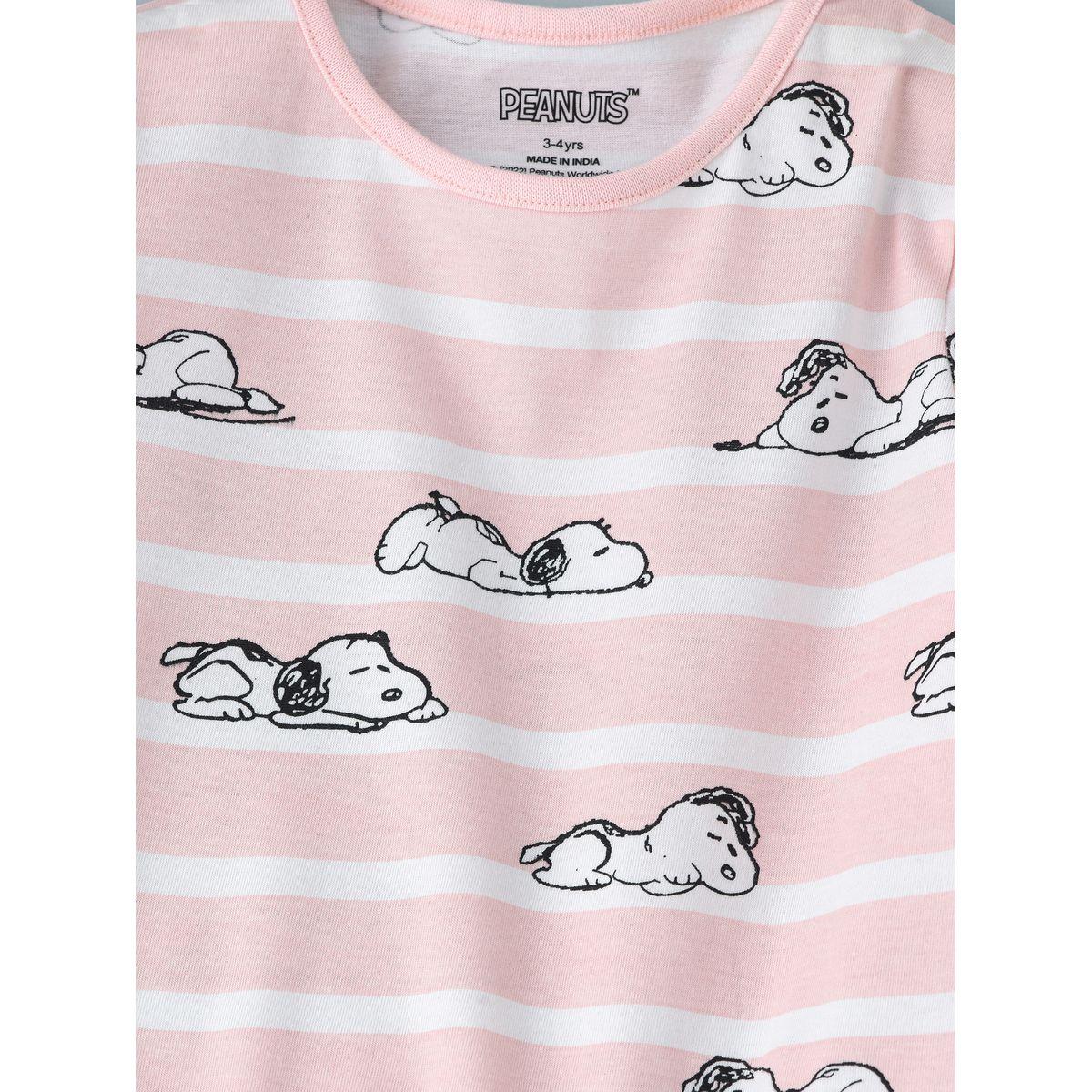 URBAN HAUL X Styli  Snoopy & Charlie Brown Graphic T-Shirt & Pyjama Set-girls-clothing-nightwear-image-2