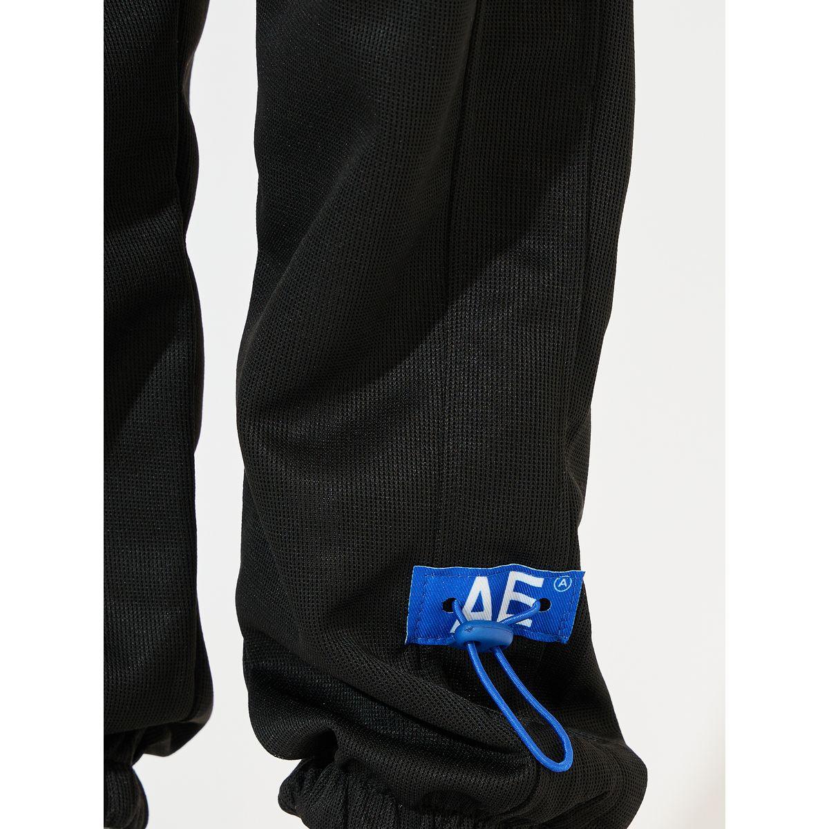 Styli Slant Pocket Patch Cotton Joggers-boys-clothing-bottoms-joggersandtrackpants-image-3