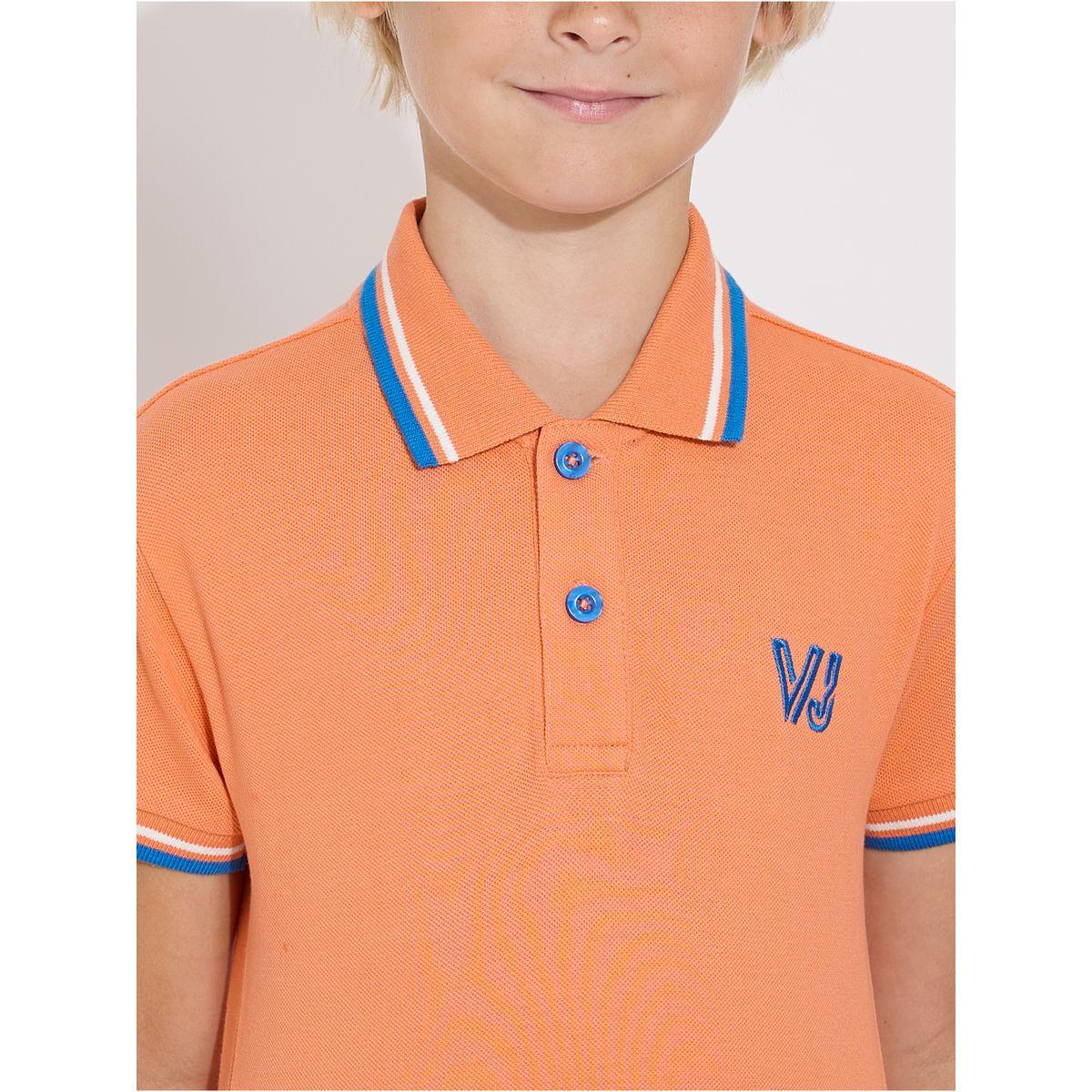 تيشيرت بياقة بولو مُطرّز بشعار الماركة فيكتور آند جين × ستايلي-boys-clothing-tshirtsandpolos-image-3