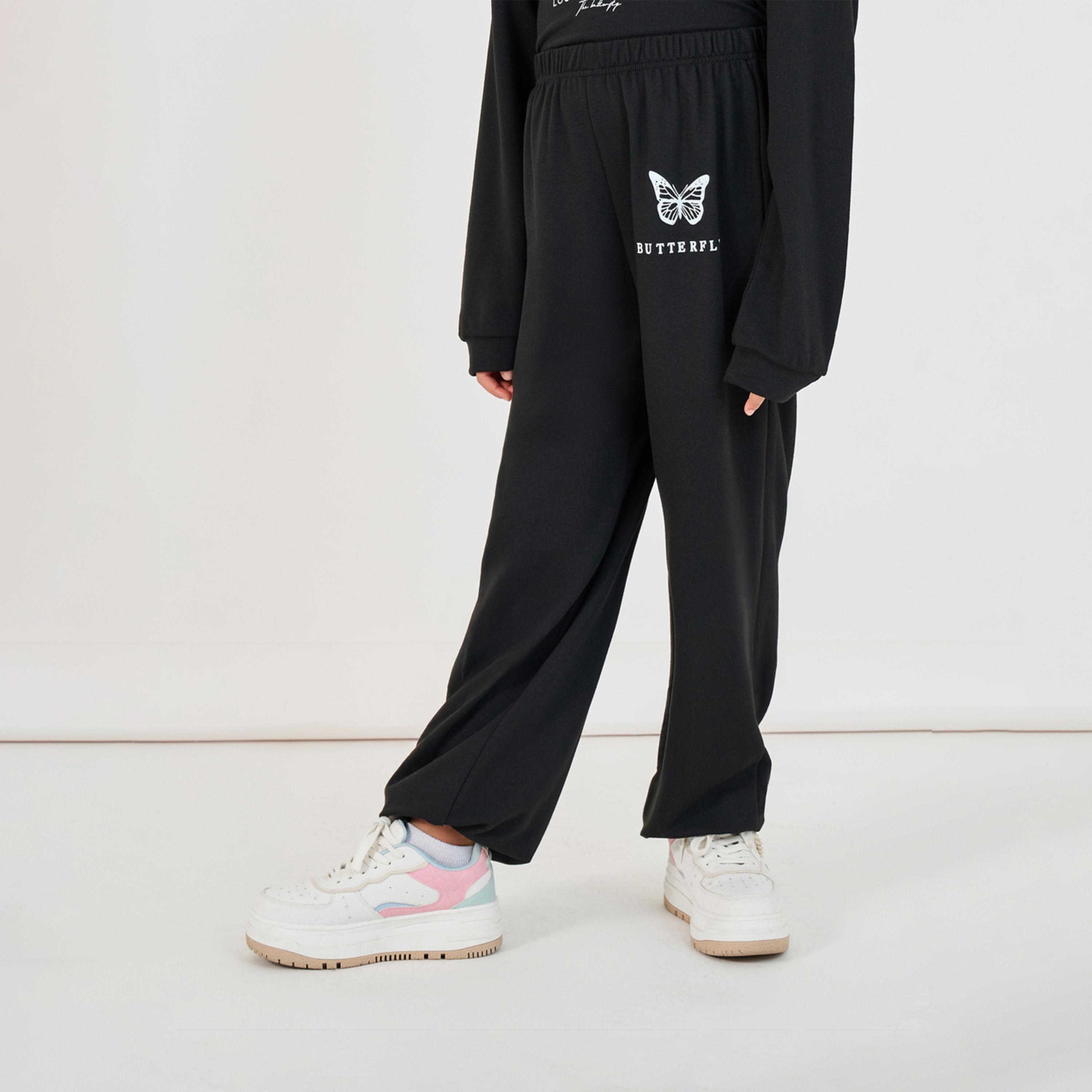 ستايلي - طقم هودي قصير وبنطال رياضي مطبوع عليه فراشة للبنات-girls-clothing-setsandcoords-image-4