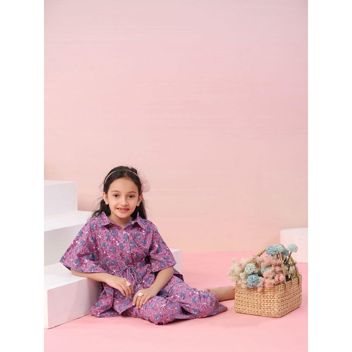 طقم من بنطال بيجاما مع قفطان مطبع بالكامل سانسكريتي هومز × ستايلي-girls-clothing-nightwear-image-5