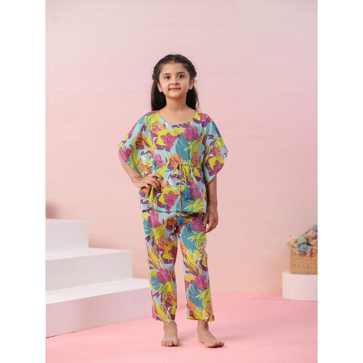طقم من بنطال بيجاما مع قفطان مطبع بزهور سانسكريتي هومز × ستايلي-girls-clothing-nightwear-image-1