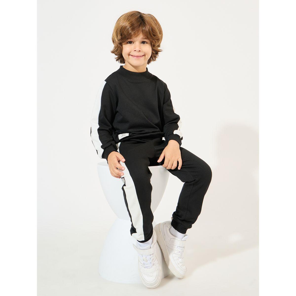 Styli Contrast Side Striped Sweatshirt & Joggers Set-boys-clothing-setsandcoords-image-1